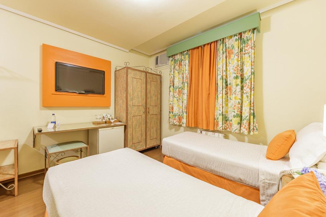 Tri Hotel Le Chateau Gramado Esterno foto