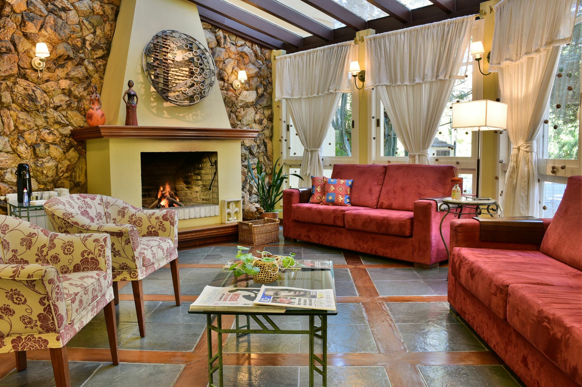 Tri Hotel Le Chateau Gramado Esterno foto