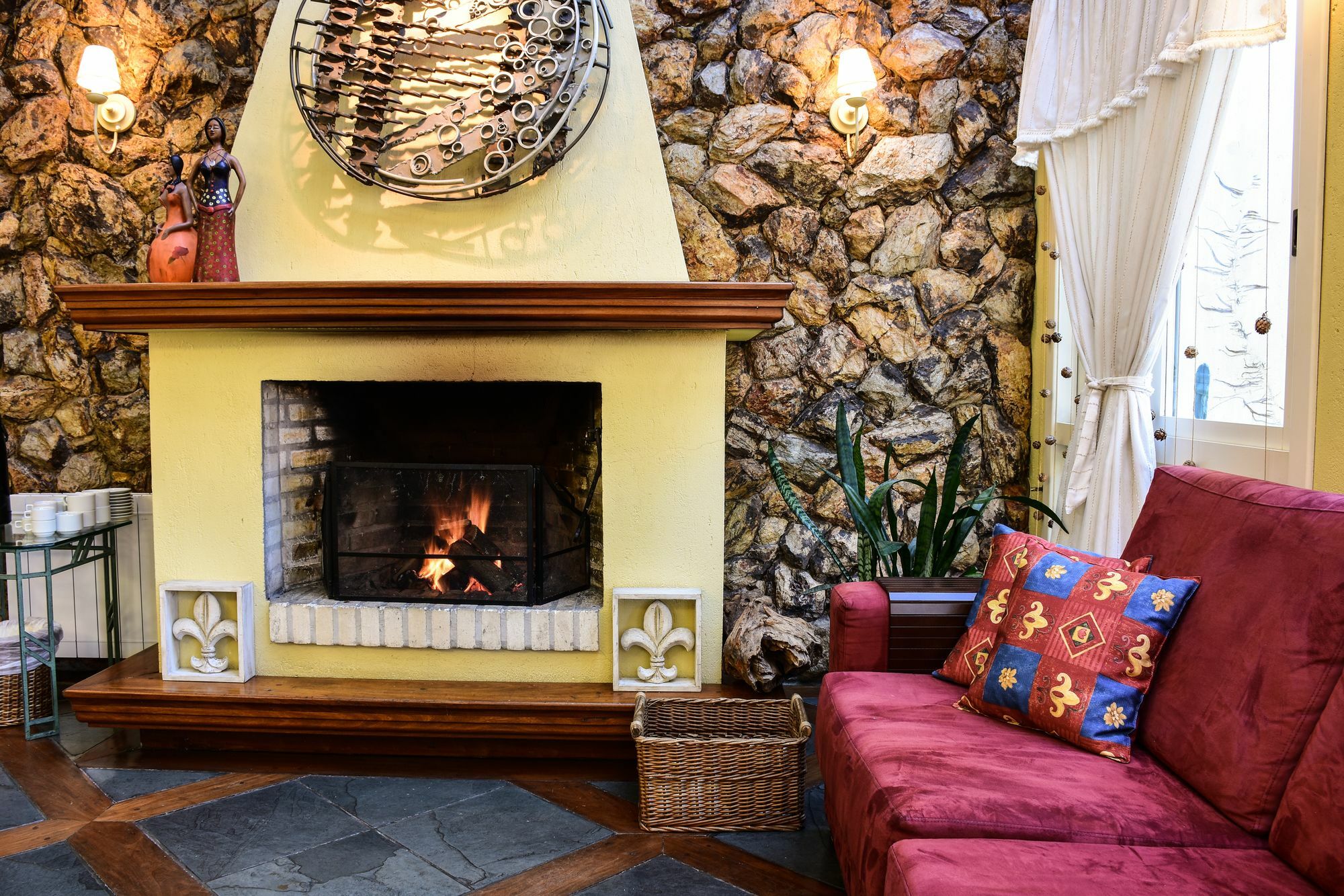 Tri Hotel Le Chateau Gramado Esterno foto